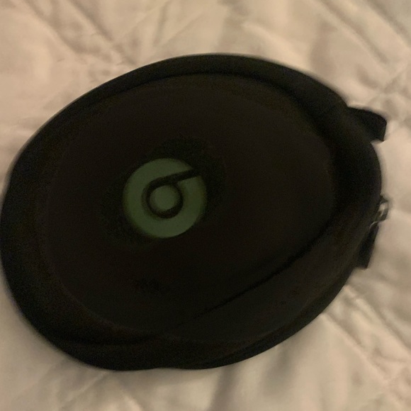 Head phone. Case. 4 for 20$🌸 - Picture 5 of 5